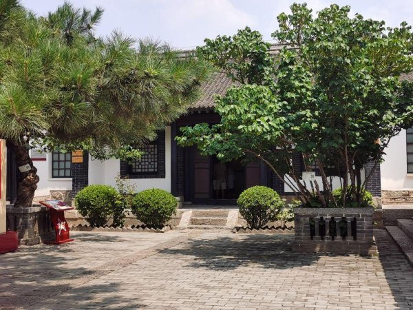 易信盈 铭记历史 缅怀先烈|产业集群加速崛起——河北革命老区发展新观察_大皖新闻 | 安徽网